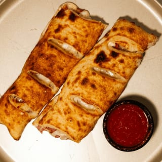 Delicatessa Stromboli